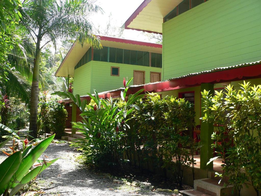 Hotel Blue Conga à Puerto Viejo de Talamanca Extérieur photo